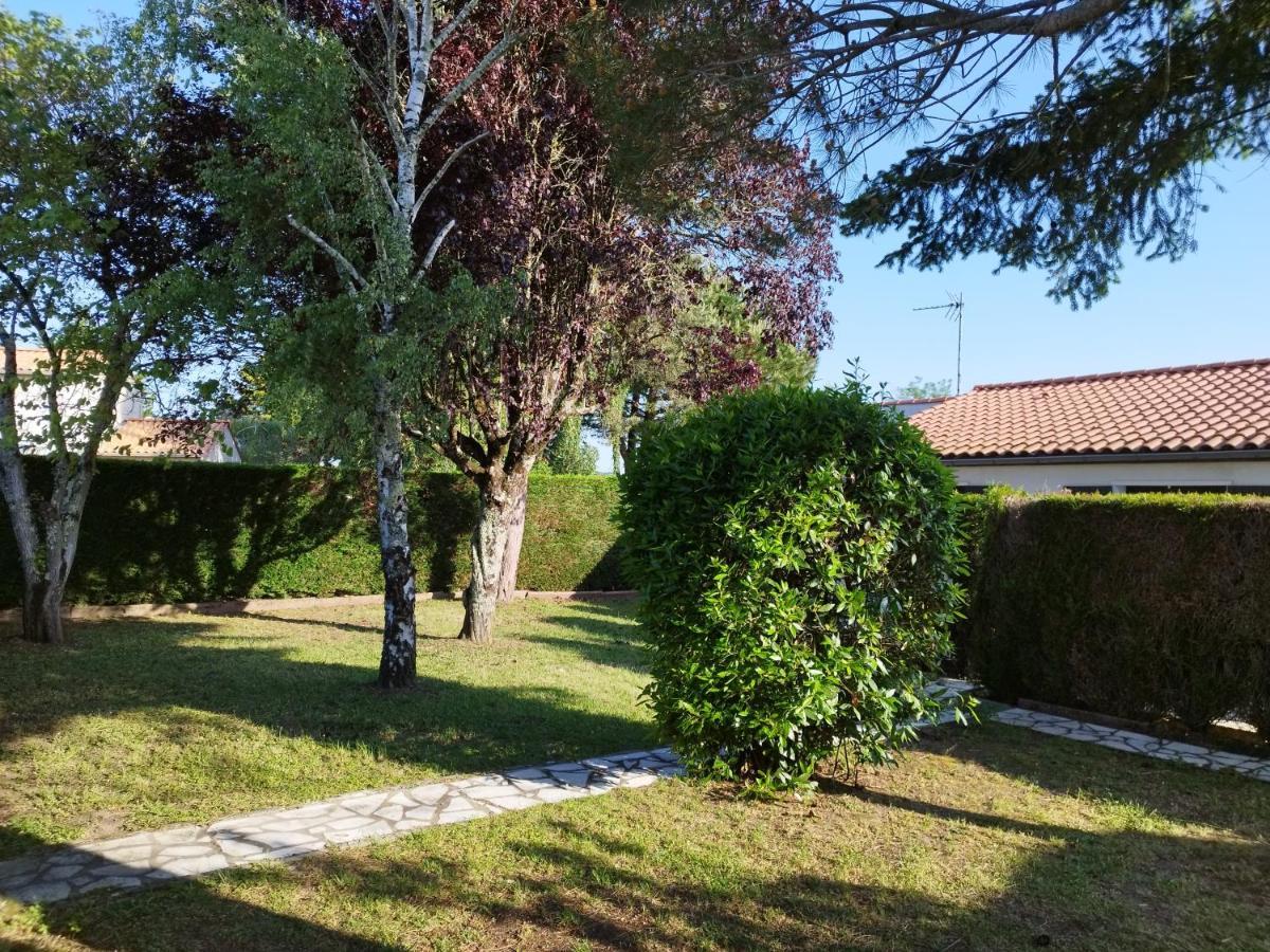Maison La Garenne Роаян Екстериор снимка