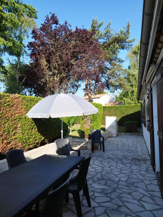 Maison La Garenne Роаян Екстериор снимка